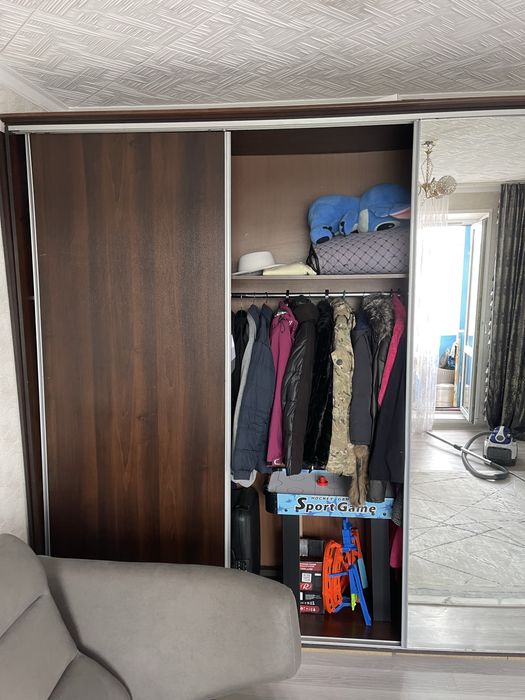 Продается шкаф купе