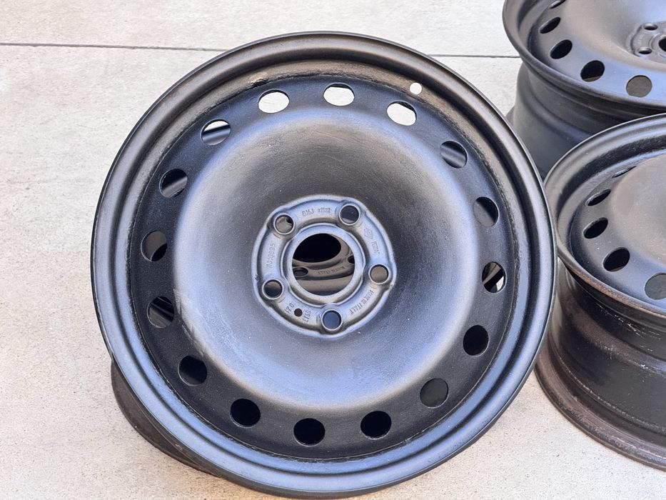 4бр железни Renault 16цола