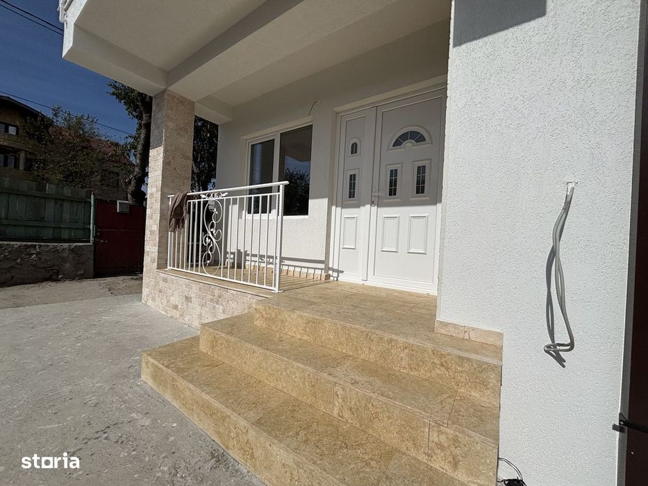 De vânzare casă P+1E tip duplex