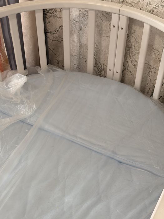 Продам детскую кроватку