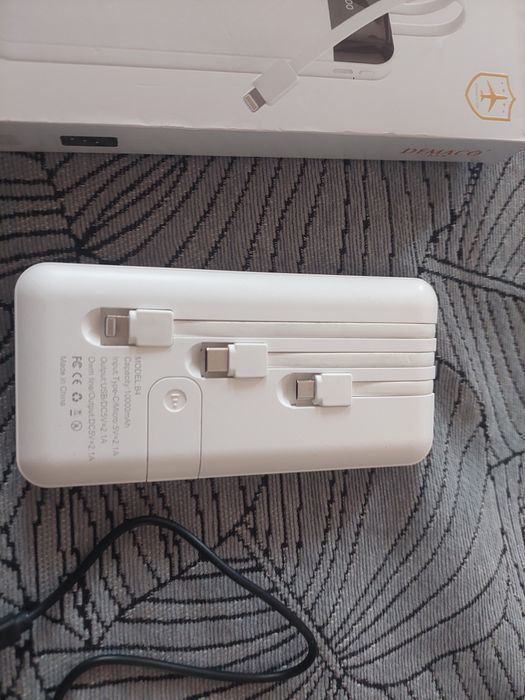 Power Bank бренда DEMACO, Model:B4