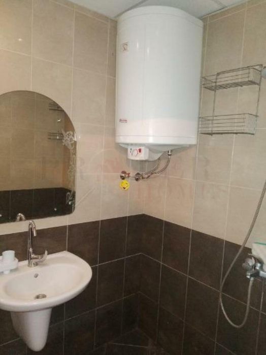 Дава се под наем Двустаен апартамент в Велико Търново, Зона Б - 60 кв.м за 280.5 € - Снимка #7