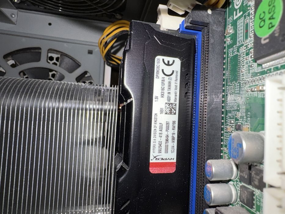 PC / Unit desktop - i5-2400 / 8GB RAM HyperX / GTX 960 2GB / Sursa Segotep 500W