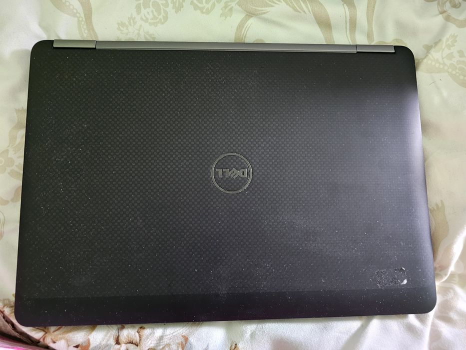 Dell Latitude E7270 лаптоп