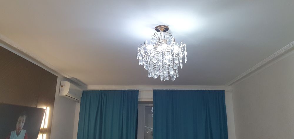 Люстра в отличном состоянии