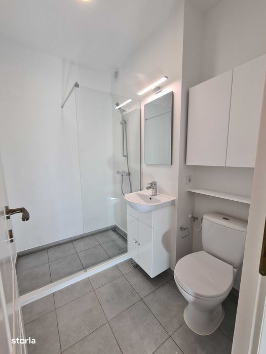 Garsonieră de închiriat Tătărași 32 mp centrală proprie disponibilă di