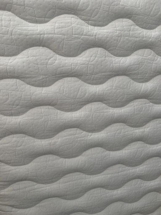 Продавам матрак sleeptex 90/200/20 см