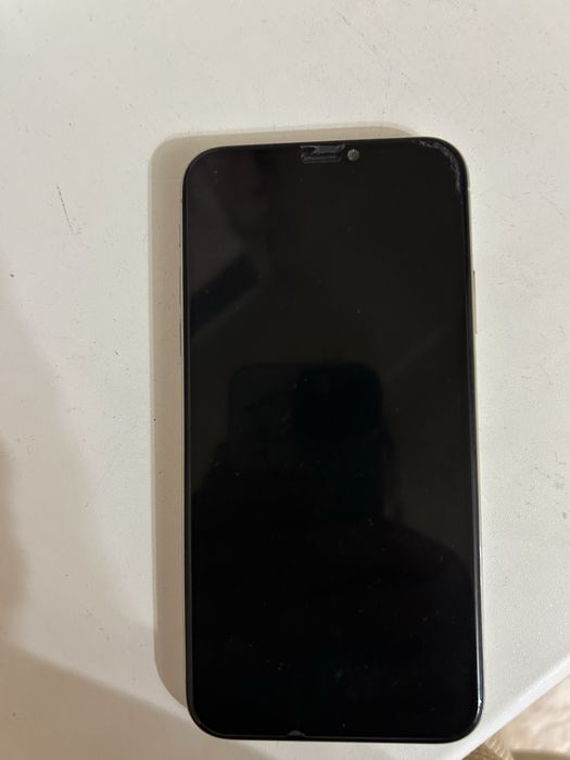 Iphone X в хорошем состоянии