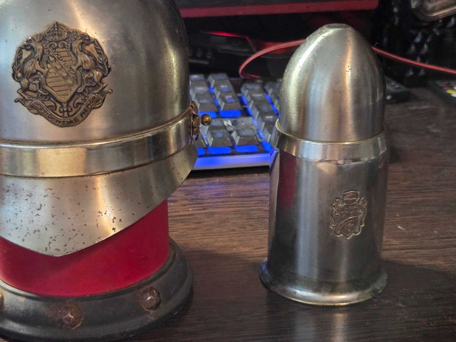 Suport tigari in forma de casca prusaca