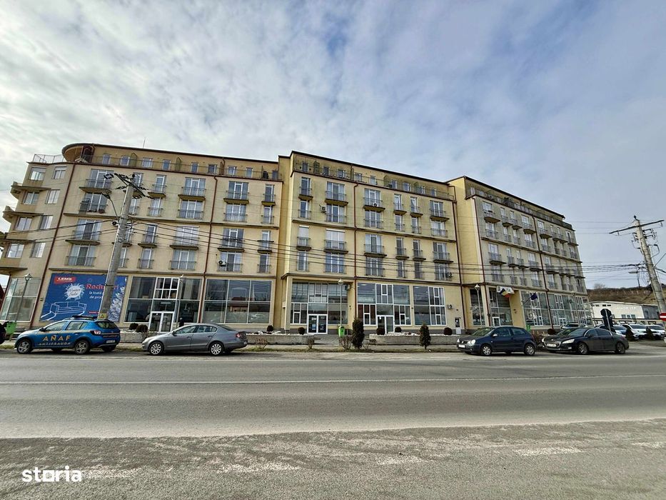 Vand apartament cu 4 camere, 94 mp, etaj 2, cartier Unirii