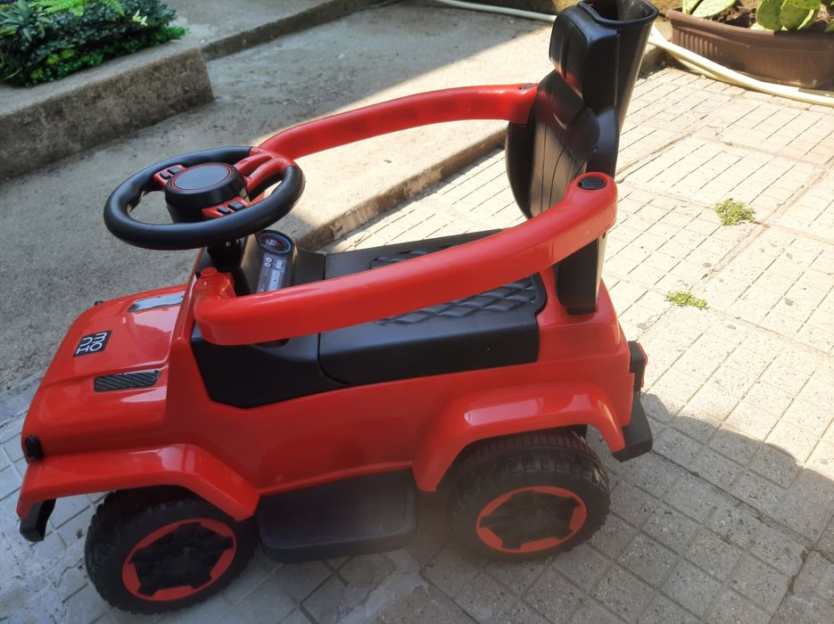 Кола със сеник..