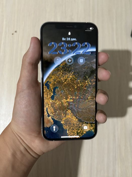 IPhone 12 pro 128 Gb белый