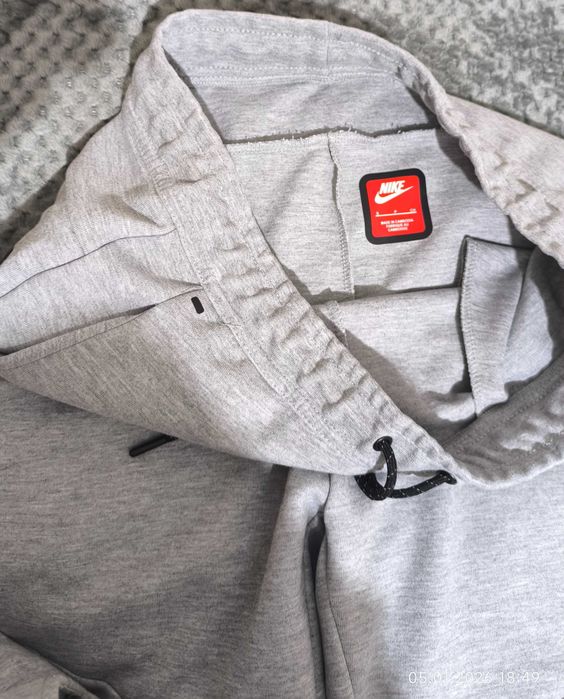 Оригинален Nike Sportswear Tech Nike Grey Sweatpants Joggers Nike