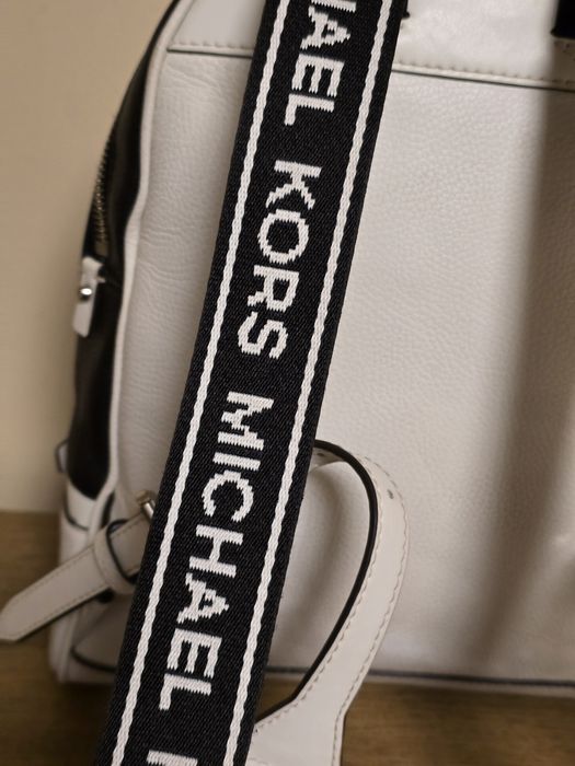 Michael Kors оригинална дамска раница от естествена