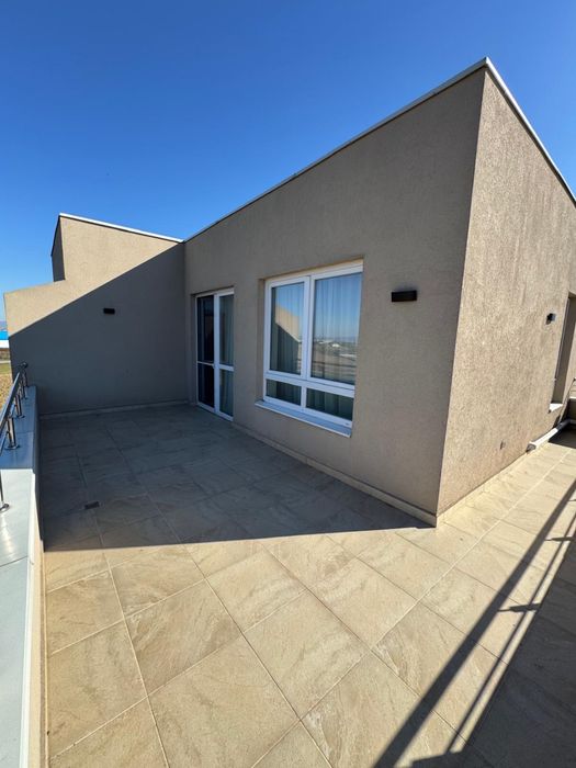 Apartament tip penthouse, cu terasă de 20 mp și vedere panoramică spre Piatra Craiului – Panoramic Garden, Cristian