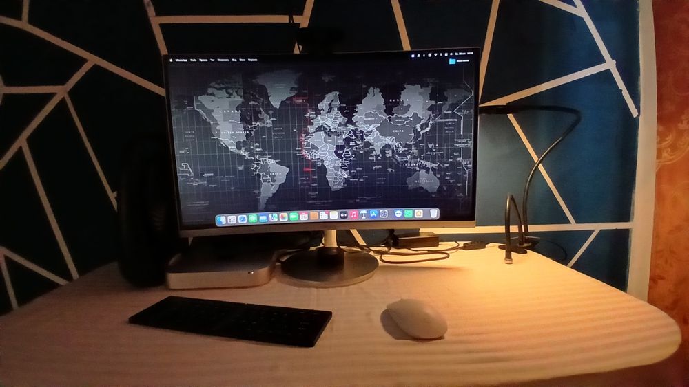 Продам эфйпл mac mini