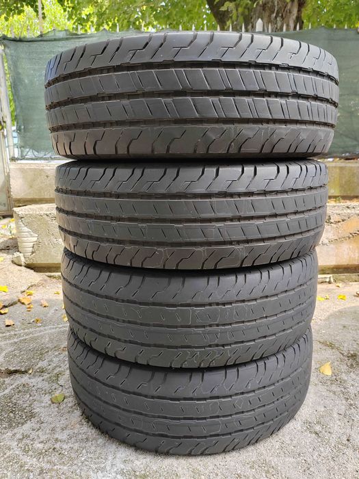 215/65/16 4бр.Continental Бусови гуми