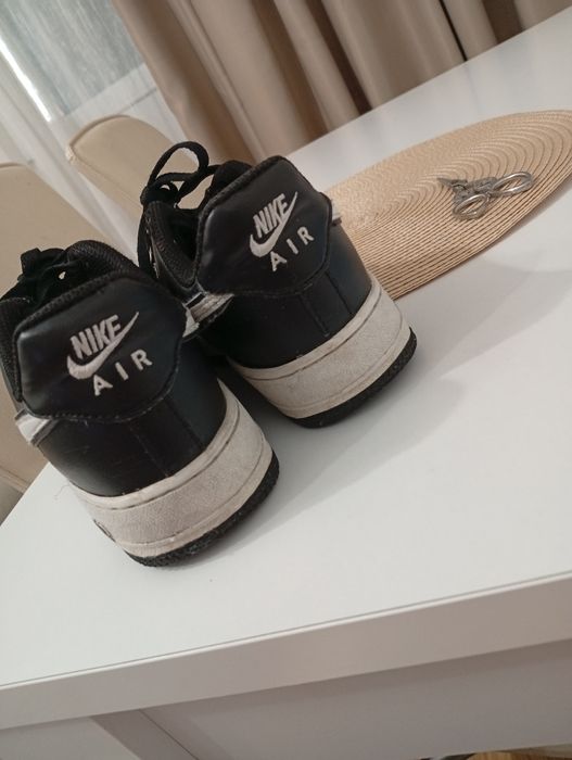 Adidas Nike de piele