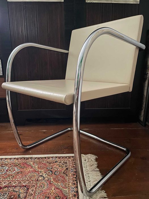 Knoll, Kartell, Castelli, Fritz Hansen, Bo Concept