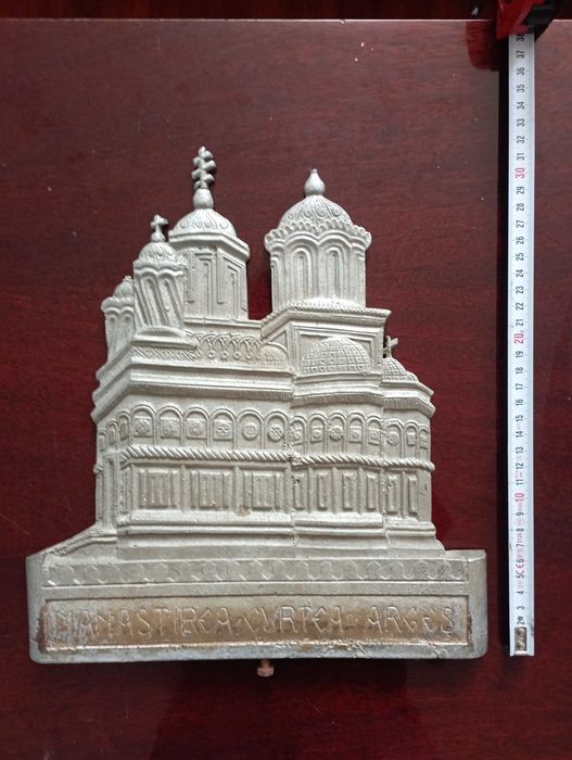 Placheta manastirea curtea de Arges