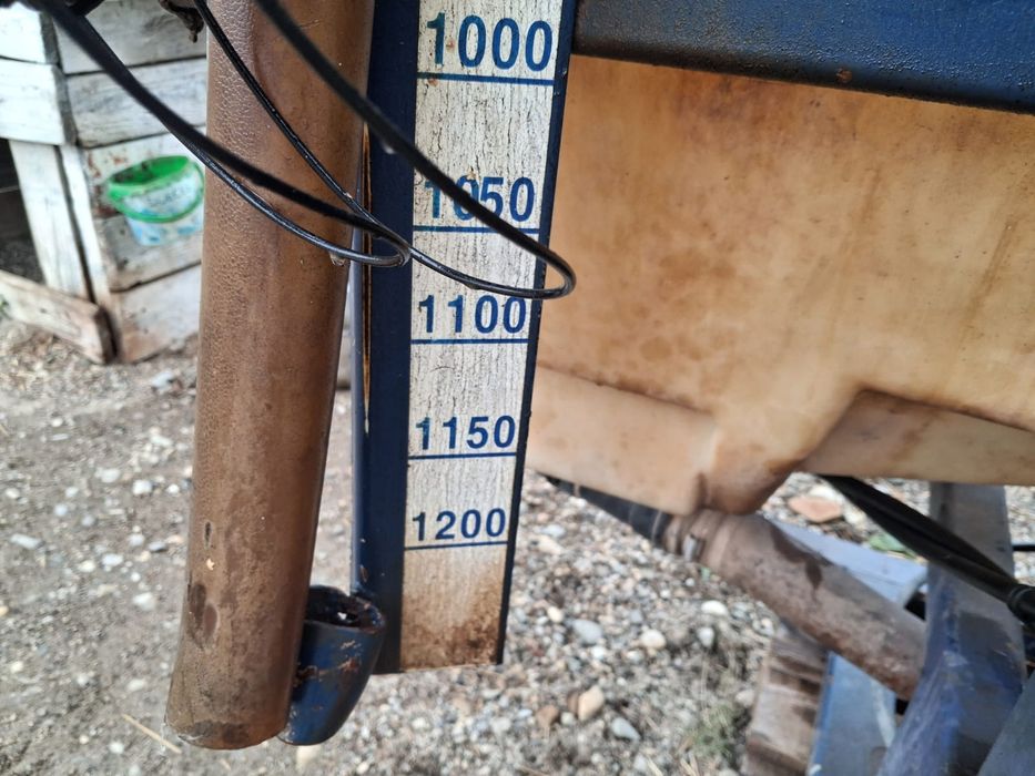 Vând met de ierbicidat 1.200 litri
