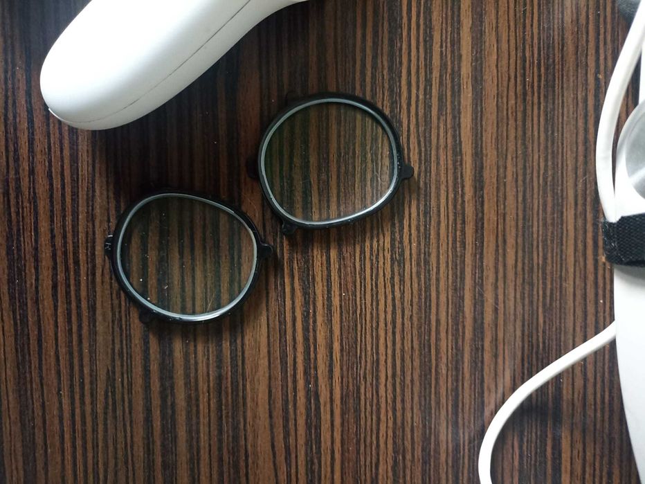 Meta Quest 3 128gb + controllere + Elite Strap (baterie 10000mAh) + cablu VRLink pc