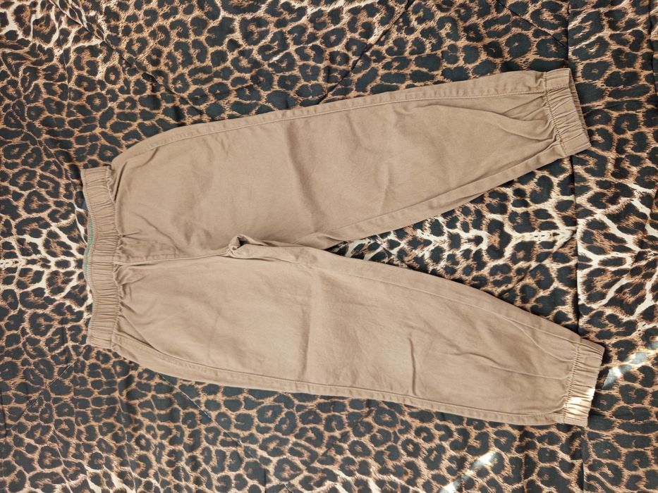 Дънки Reserved и Панталон Н&M- размер 110 см.