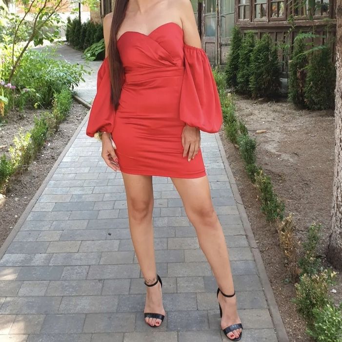 Rochie scurta roșie M