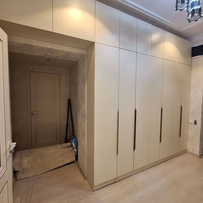 Zamonaviy gardirop shkaflar