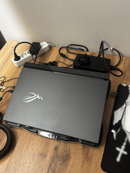 Продам ноутбук Asus rog strix 2024 Асус рог стрикс 2024