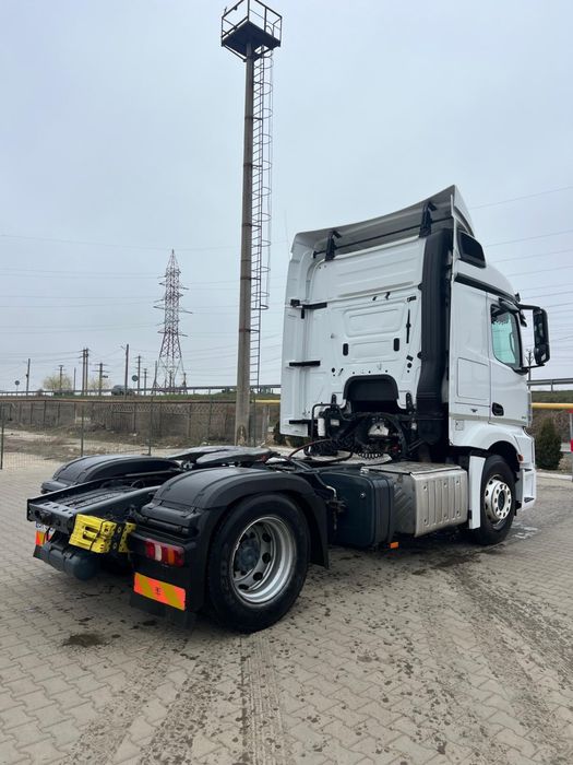 Mercedes Benz Actros 1842