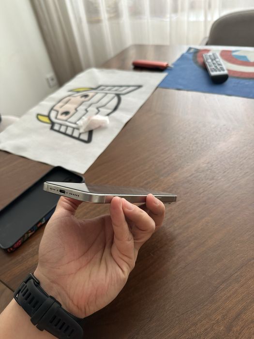 Iphone 15 pro max 256 gb white