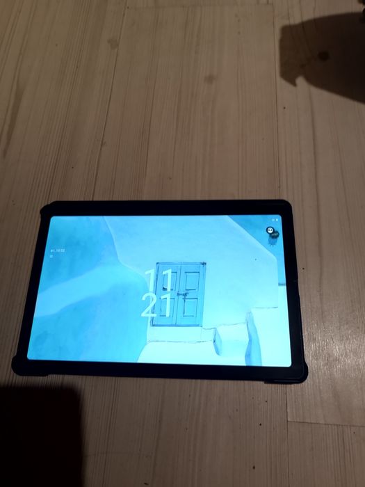 Таблет Acer Iconia Tab P10