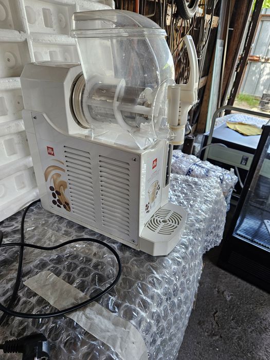 Машина за студено Фрапе 3 литра Италианска втора употреба