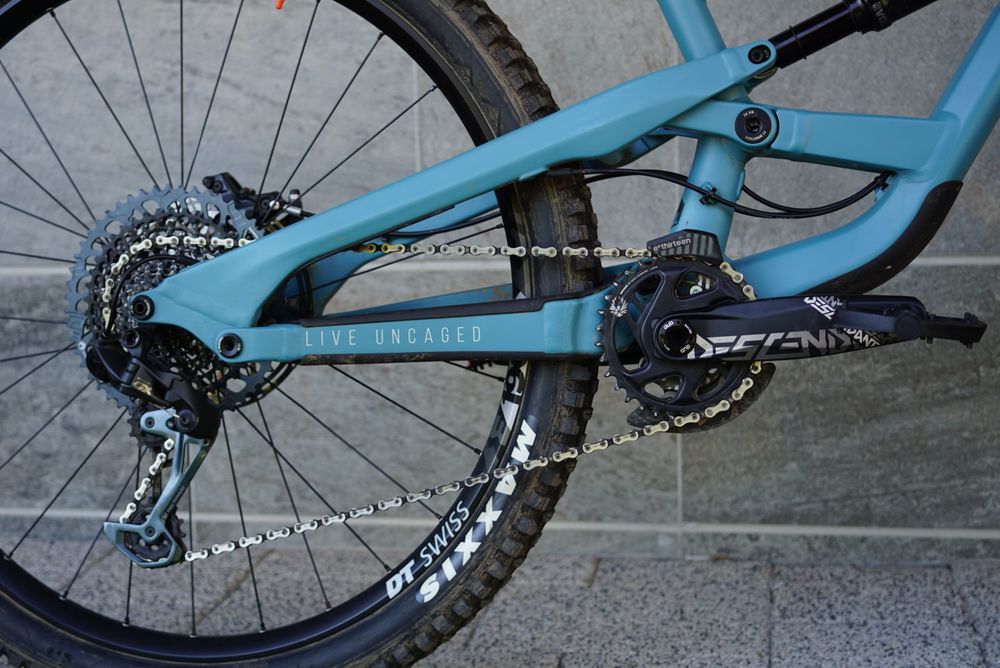 2021 YT Capra PRO  *FOX Elite 38/DT SWISS*