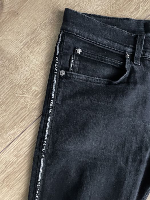 Blugi Versace - 100% ORIGINALI - Marimea 32