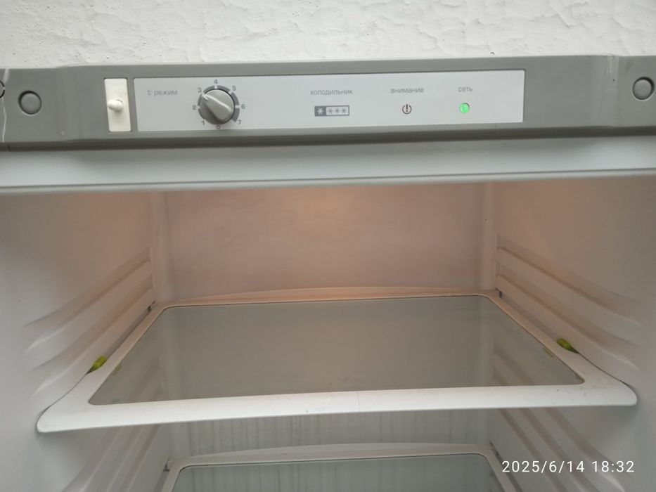 Продам холодильник