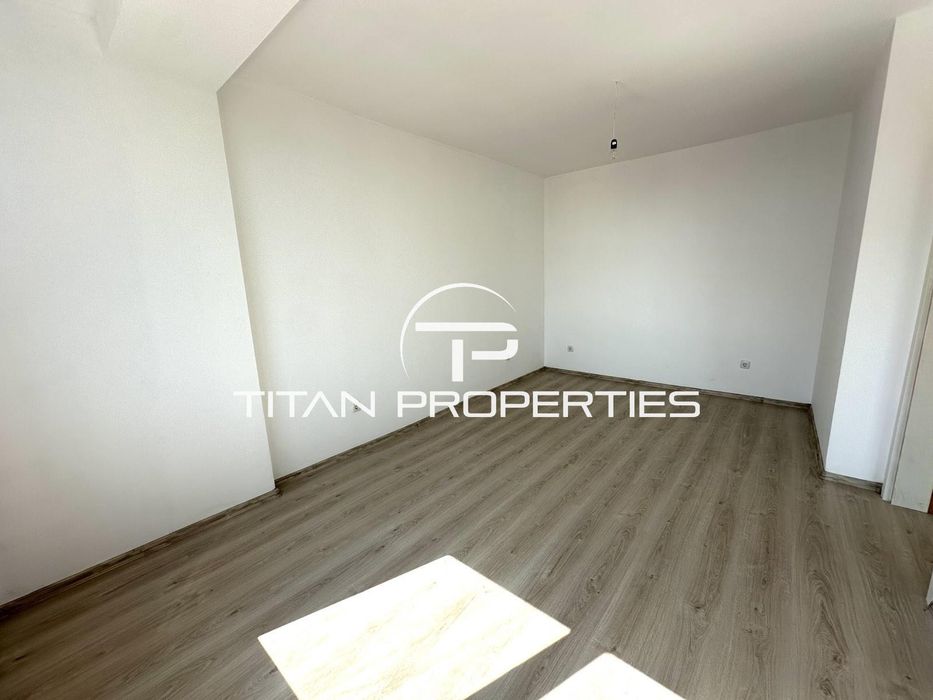 Лична оферта! Тристаен апартамент в ж.к Възраждане