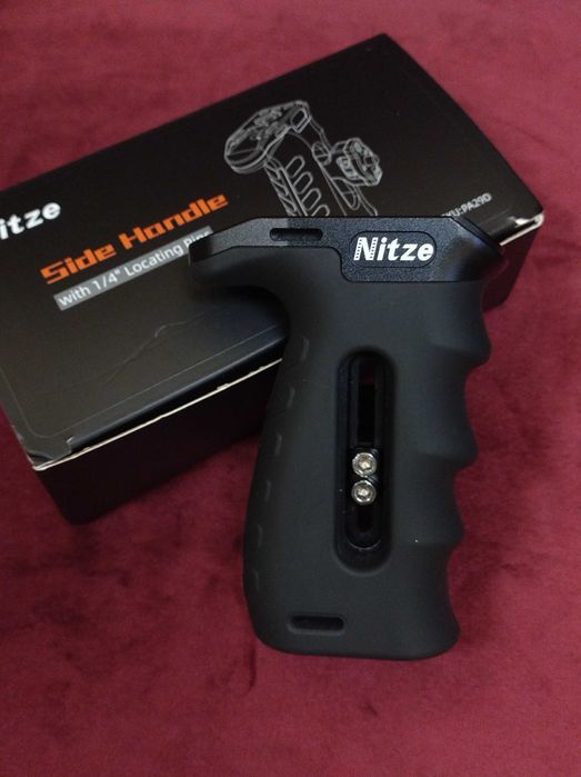 Странична дръжка Nitze за камера