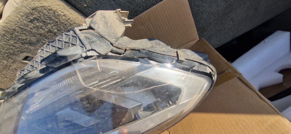 Продам фары фольксваген polo