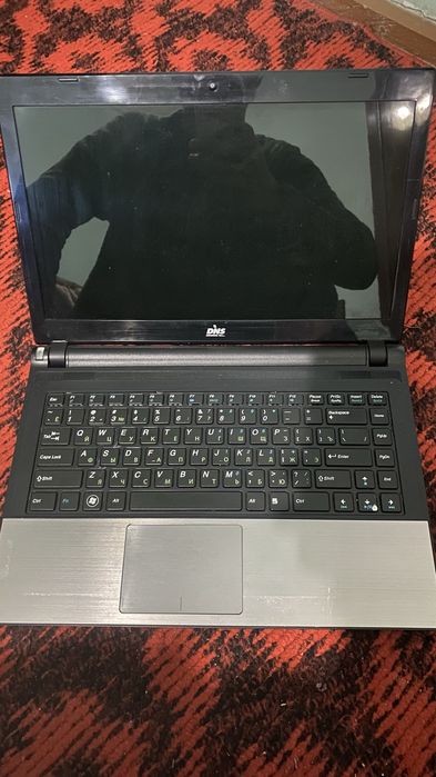 Noutbuk DNS core i5 8/500gb HDD