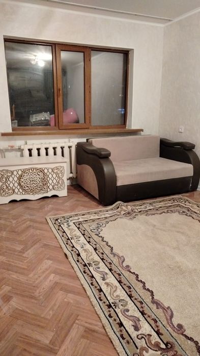 Сдам 3-х кв на Космонавтов 9/2