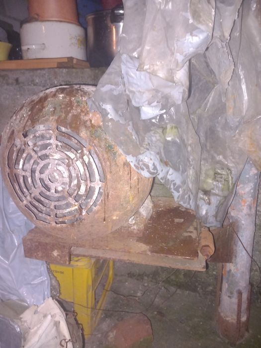 Vând motoare trifazice 11kw și 7.5 kw 3000 rpm județul Prahova