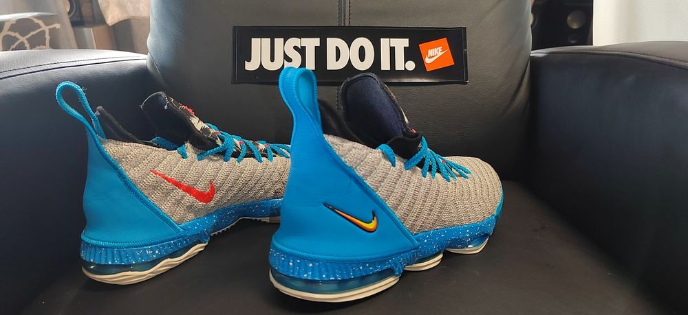 Nike Lebron XVI GS, номер 39