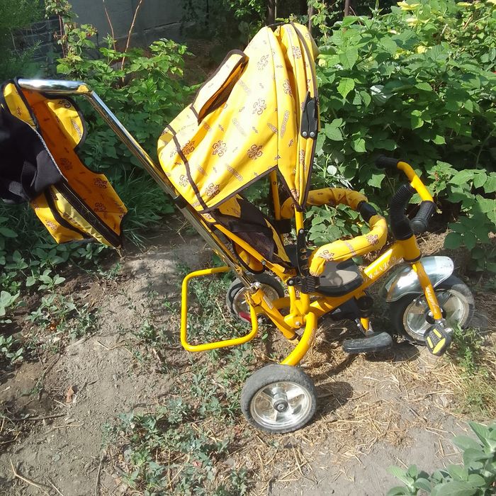 Продам прогулочную  коляску