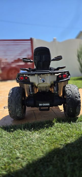 ATV Electric 4x4 Can-Am