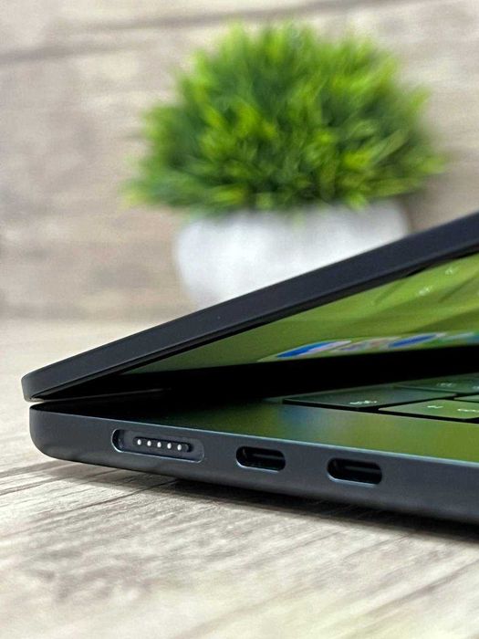 б/у MacBook Air 15-inch m3/ 8gb/ 256gb Grey - Midnight