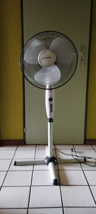 Вентилатор на стойка SINGER