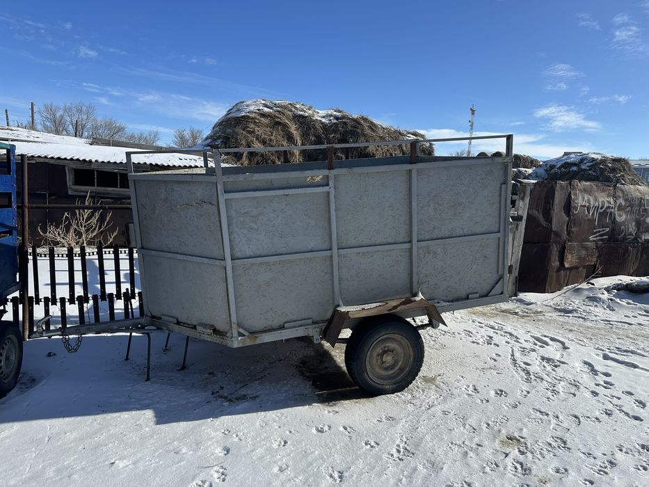 Прицеп коневозка