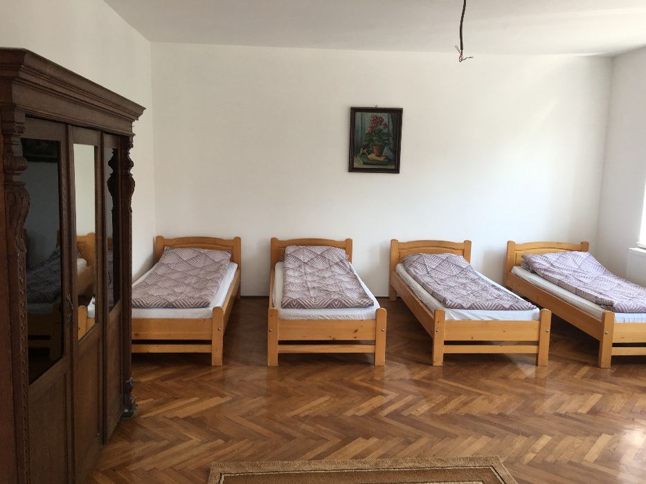 Cazare Muncitori Medias de la 50de  persoana pe zi